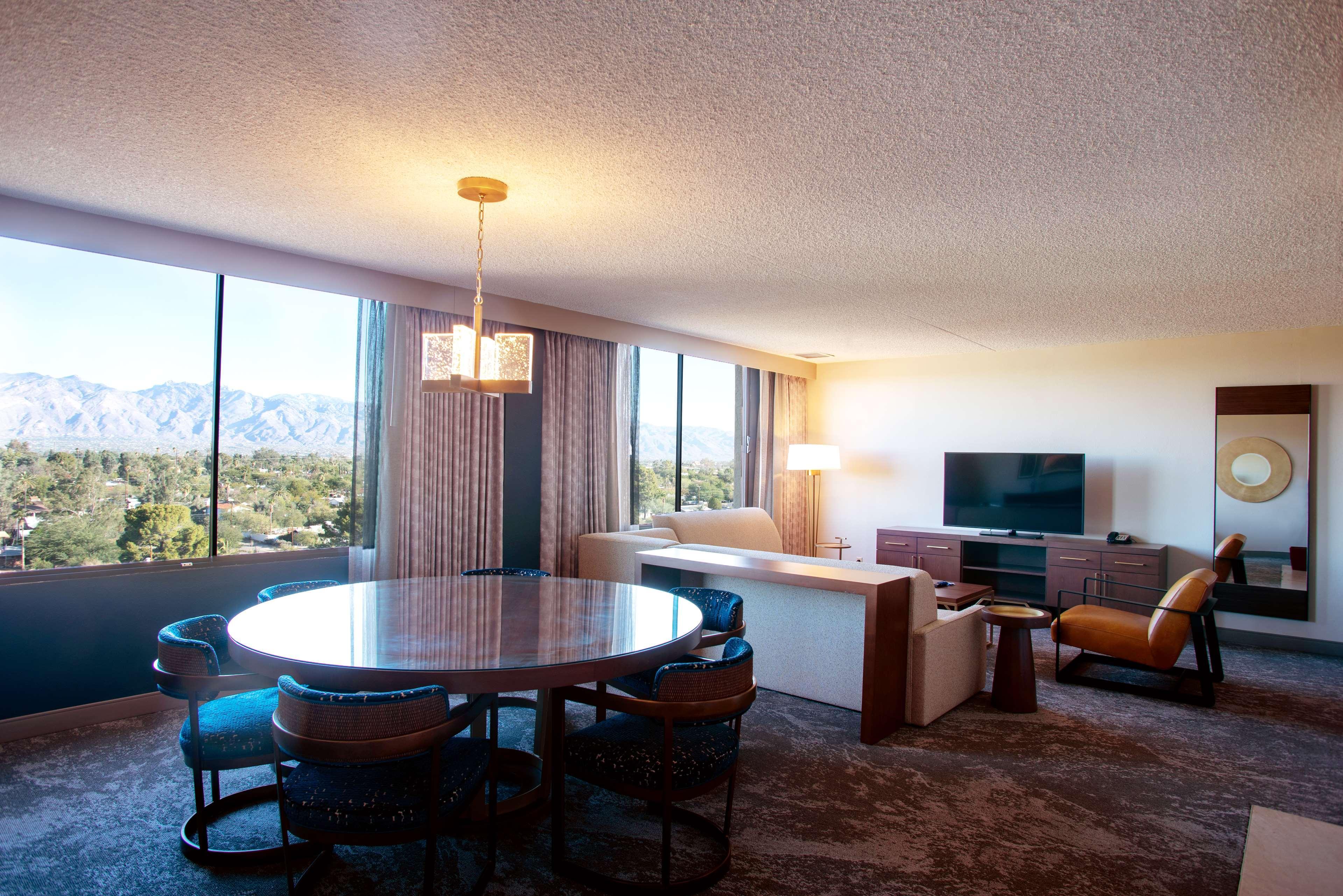 ดับเบิลทรี บาย ฮิลตัน ทูซอน - รีด พาร์ค Hotel ภายนอก รูปภาพ